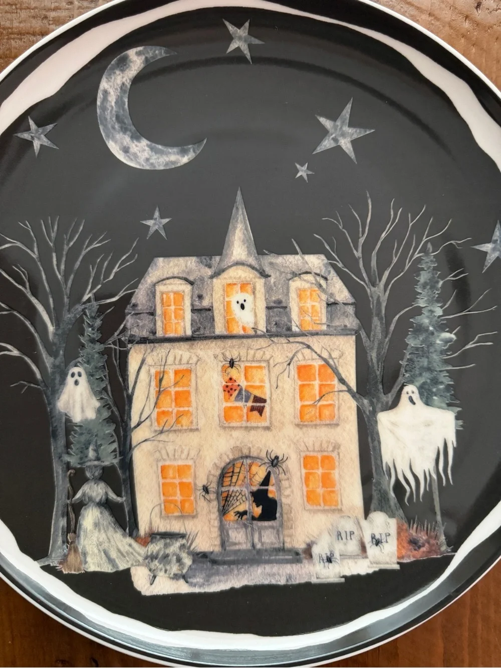 Set of 4 Potter’s Studio Halloween Haunted House Salad plates 8.5 inches